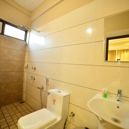 Hotel Priya Kottakkal Extérieur photo