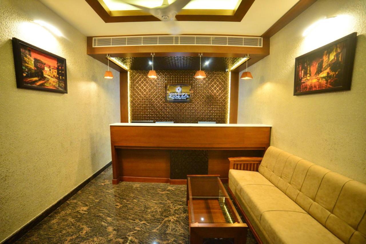 Hotel Priya Kottakkal Extérieur photo