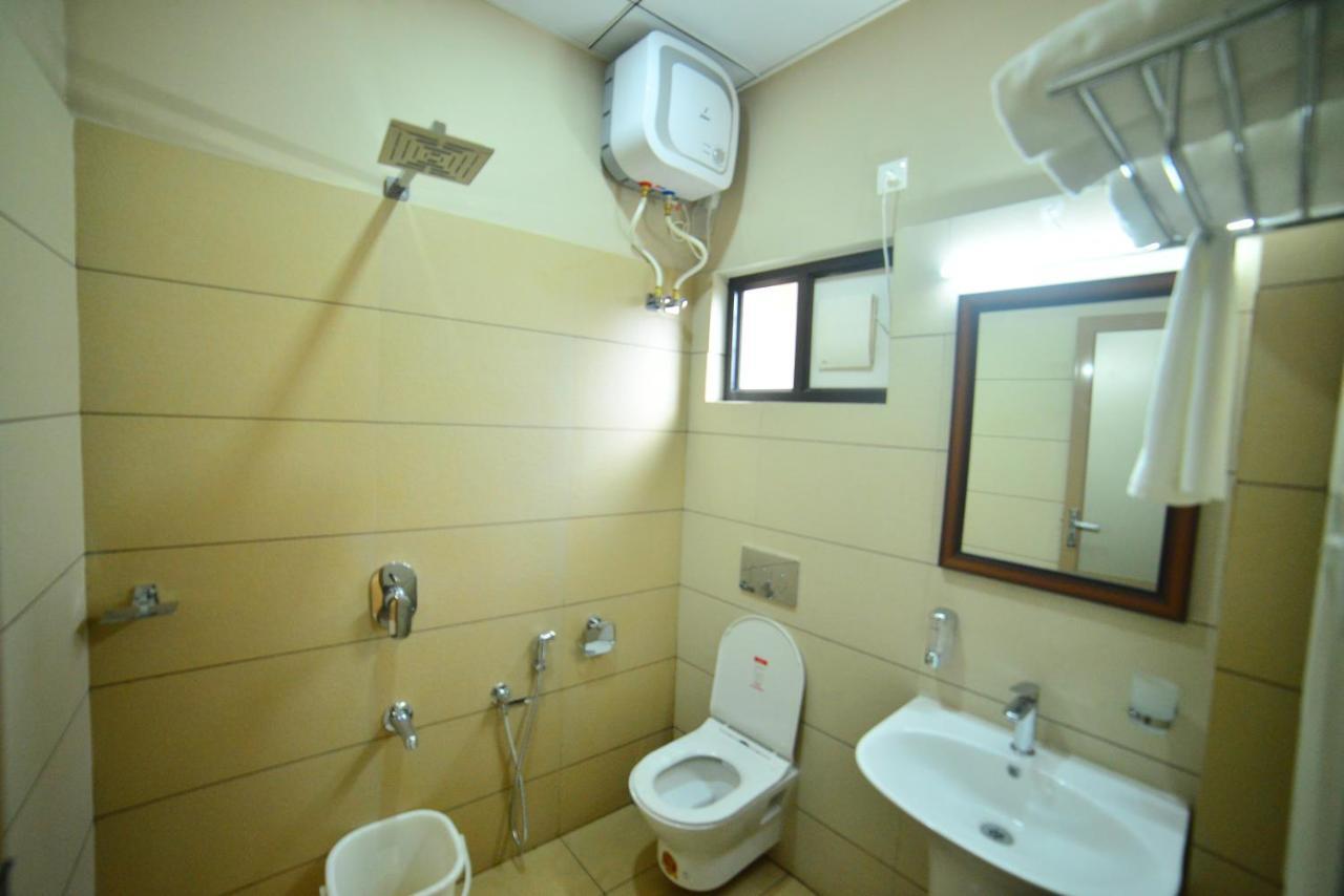 Hotel Priya Kottakkal Extérieur photo
